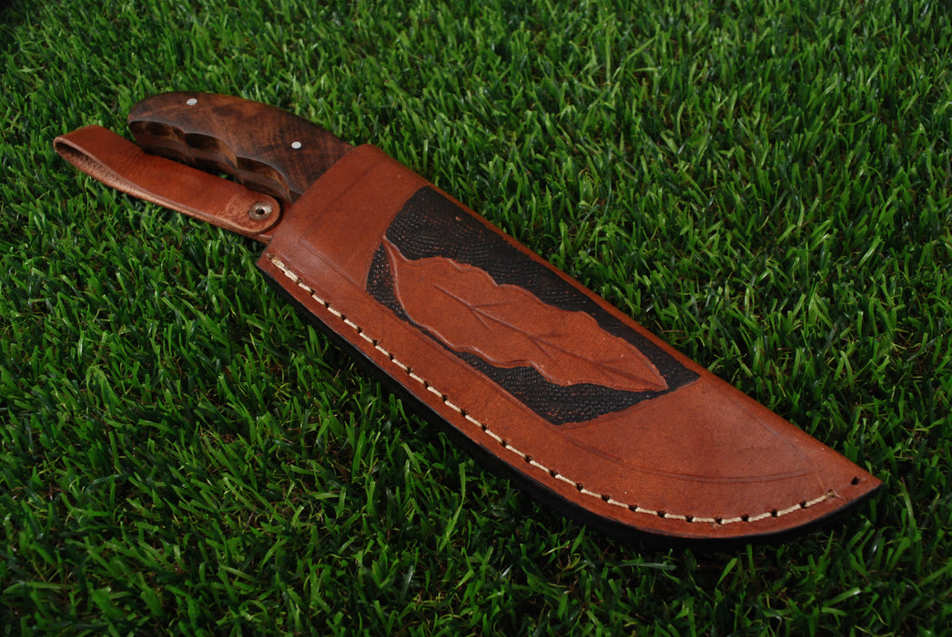 Professional Fixed-Blade Skinner with Integrated Gut Hook and Walnut Handle (AW-127)