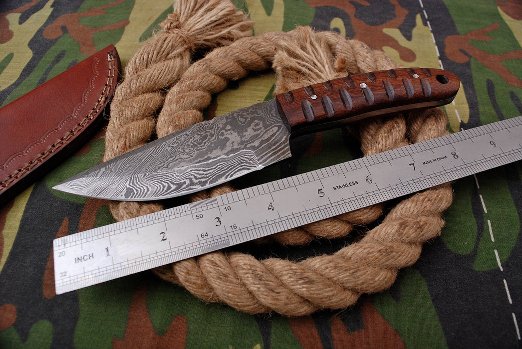 AW-029 "The Rogue River" Handmade Damascus Steel Drop Point Hunting Knife with Carved Dark Wood Handle | aw-29