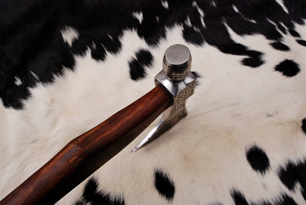 (AW-59) Hand-Forged Tactical Tomahawk – Engraved Skull Motif & Rosewood Handle with Leather Sheath